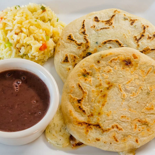 Pupusas Combo (2)